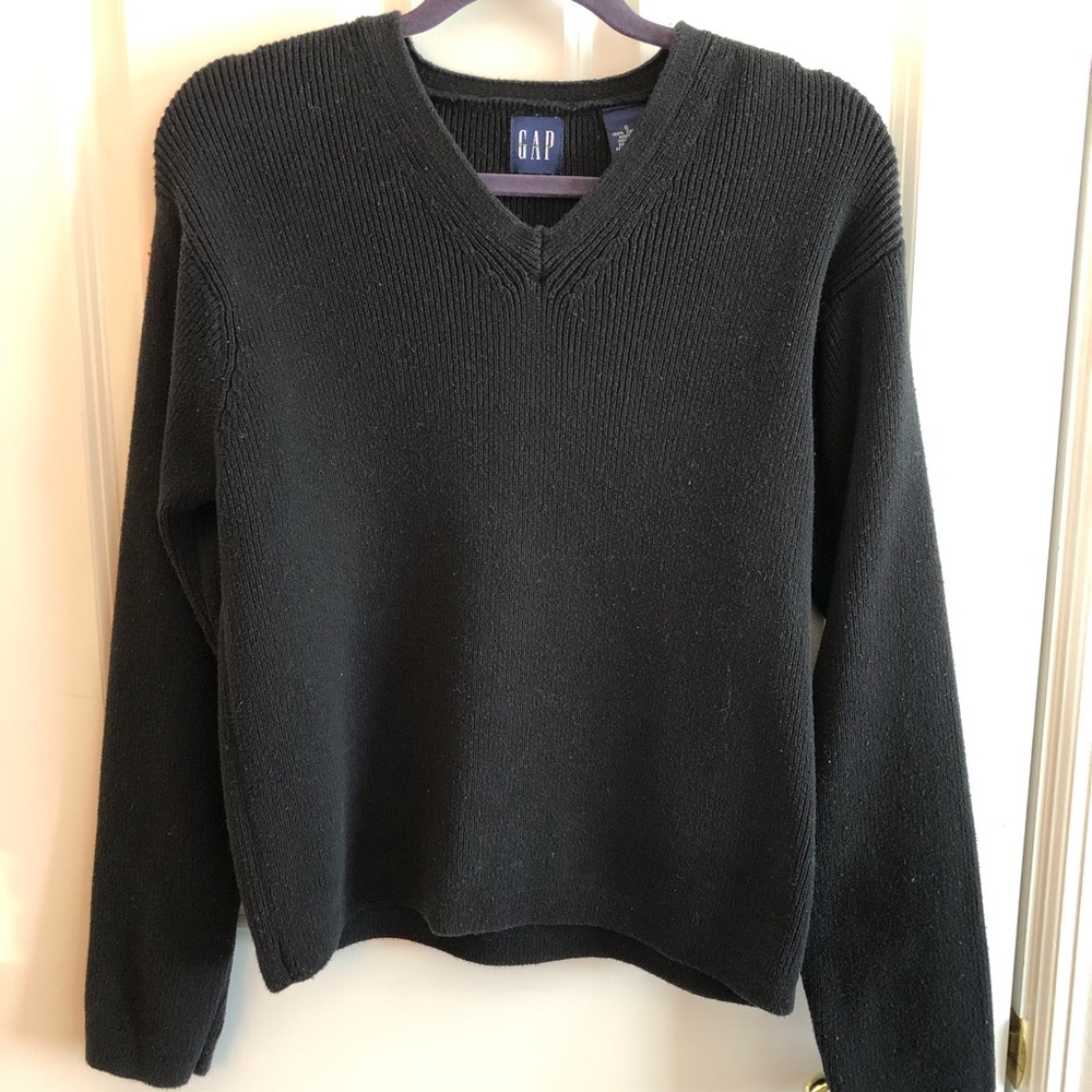 GAP sweater